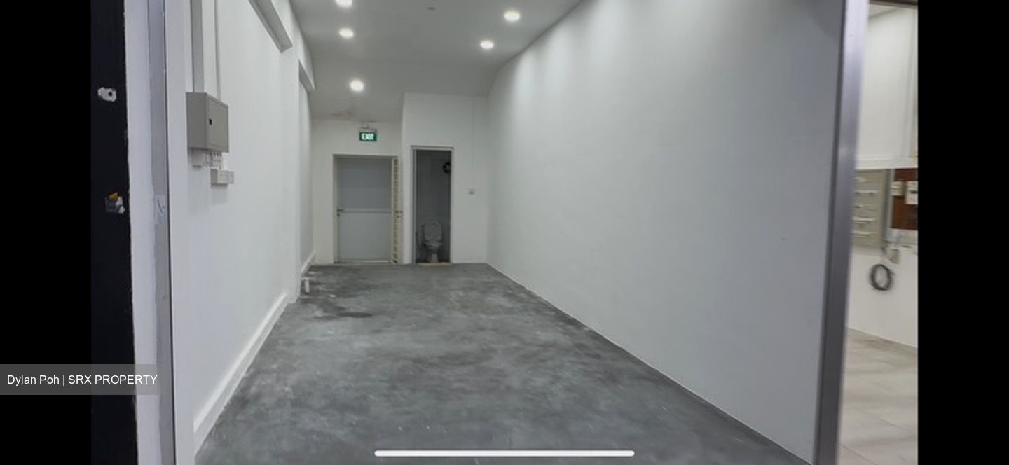 Yishun Avenue 11 (D27), Shop House #448070701